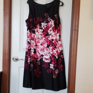 Size 12 floral midi dress